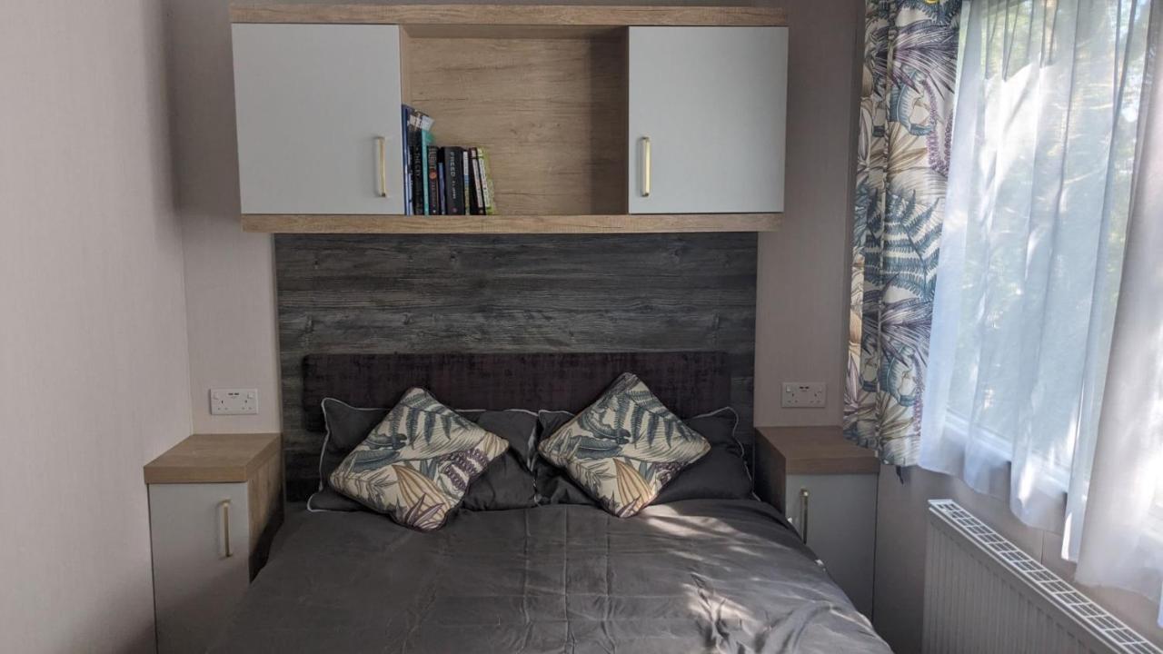 Luxury Caravan Портмадог Экстерьер фото